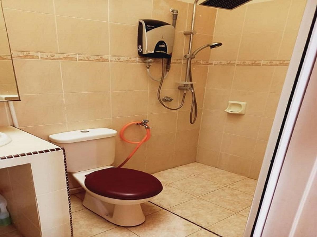 Bukit Baru Homestay Malacca Extérieur photo